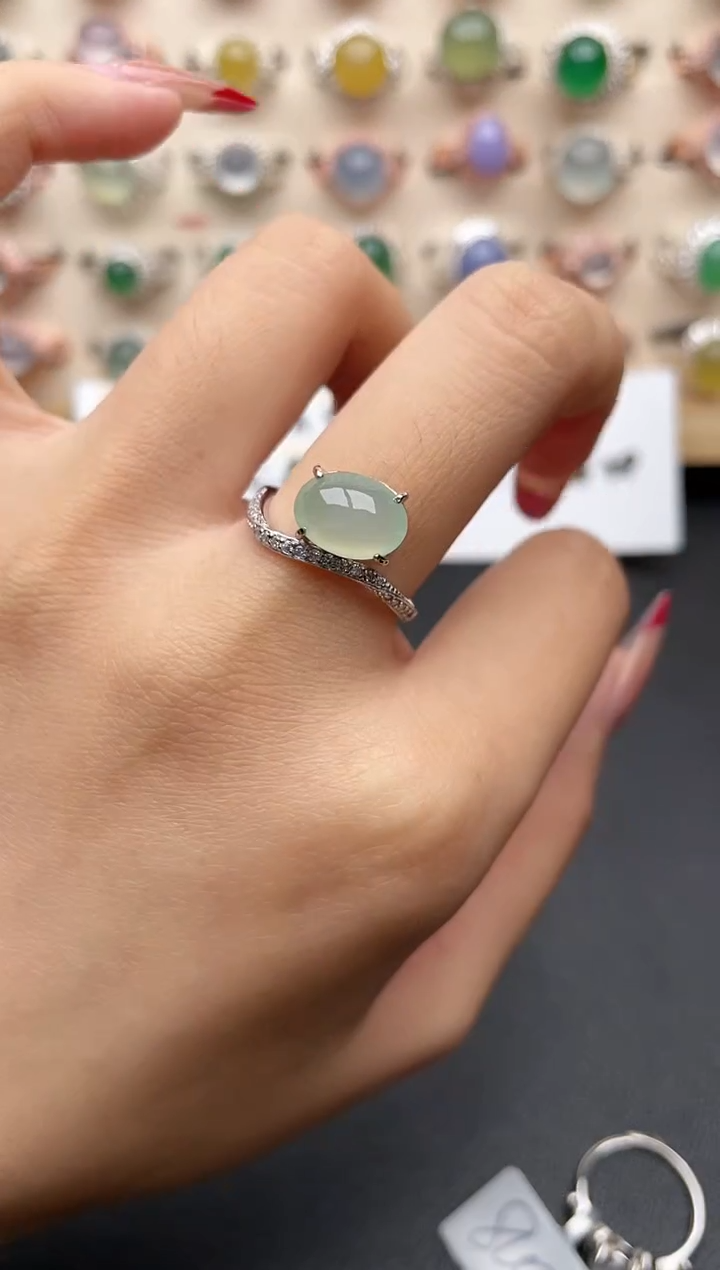 【闪购商品】翡翠戒指银S925镶嵌一物一证一礼盒