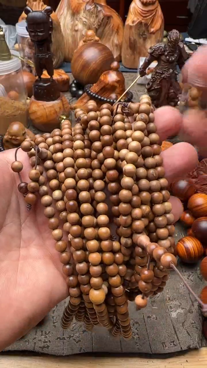 【闪购商品】檀香木手串/手链老山檀108颗0.6大瑕疵随机发货介意勿