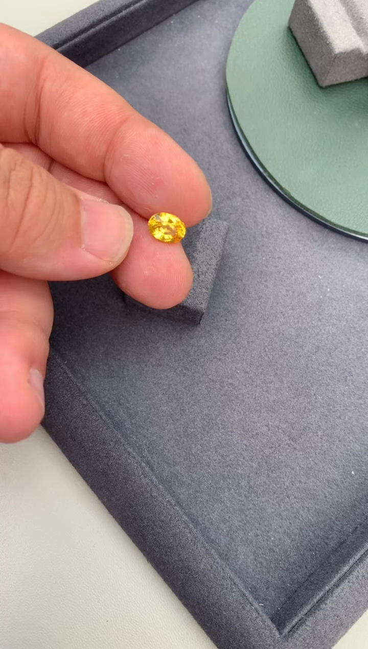 【闪购商品】彩色蓝宝石裸石未镶嵌2ct黄蓝宝