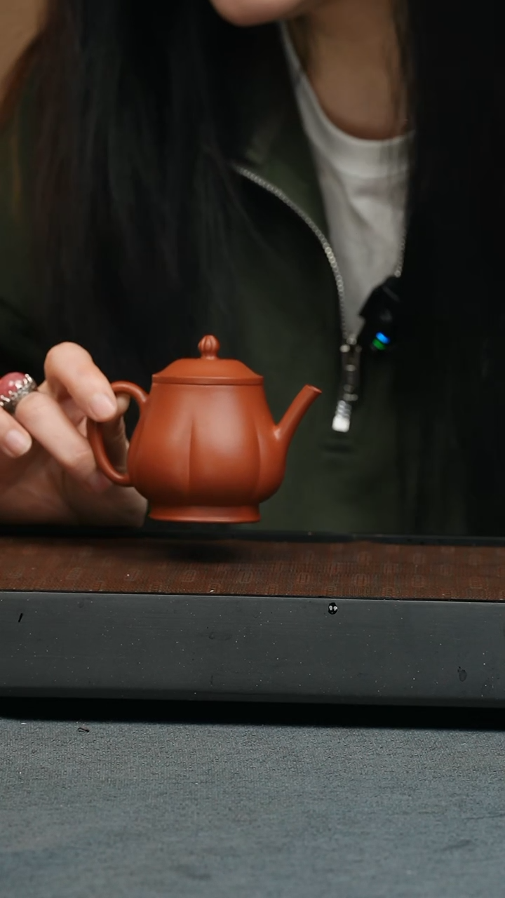 【闪购商品】紫砂茶壶五堂 筋纹伯俊潘-拈花