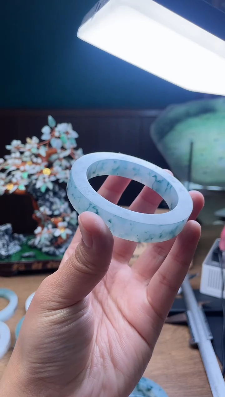 【闪购商品】定制翡翠手镯未镶嵌定制