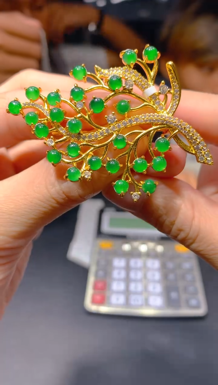 【闪购商品】定制翡翠未镶嵌48多样性发货(发其一）