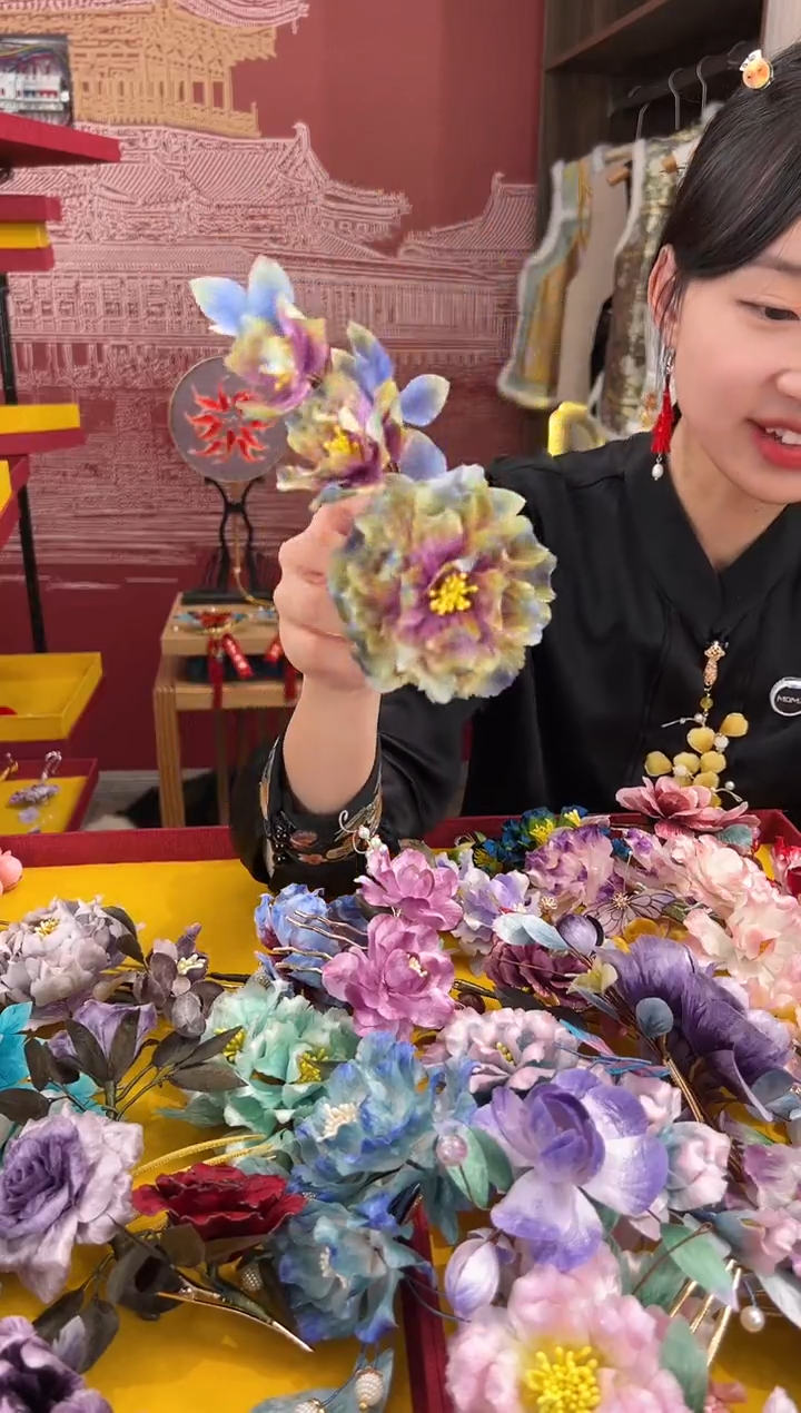 【闪购商品】刺绣非遗绒花（发饰）