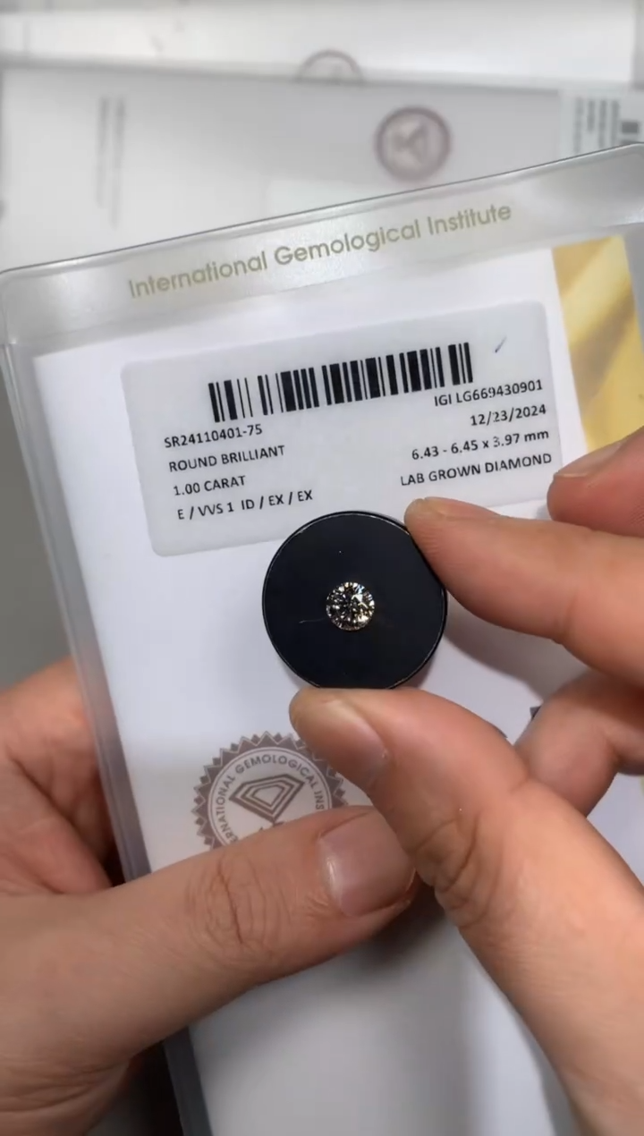 【闪购商品】实验室培育钻石裸石未镶嵌1E669430901