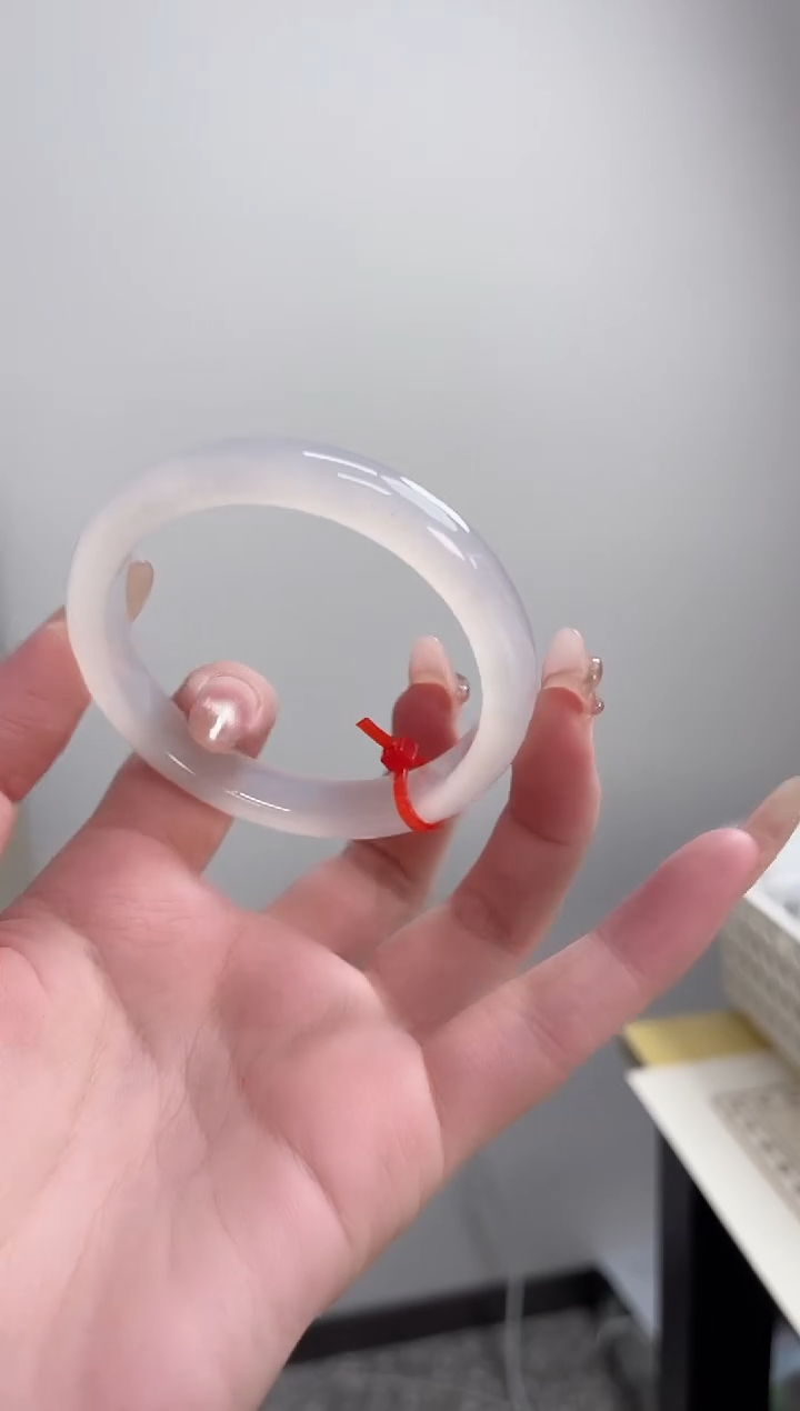 【闪购商品】玛瑙/玉髓手镯未镶嵌55-56圈 需要包容