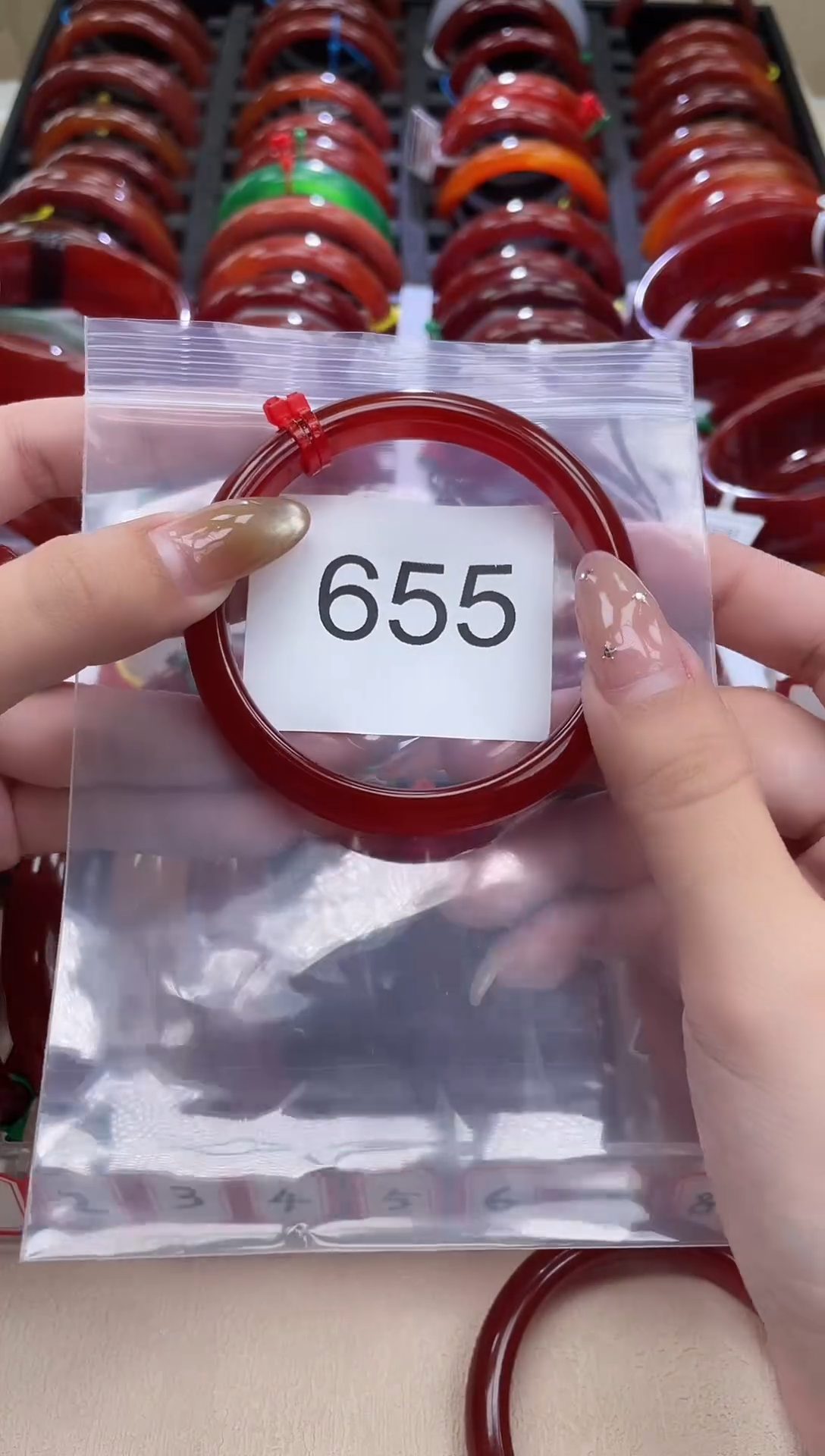 手镯玛瑙/玉髓未镶嵌58圈口*A655