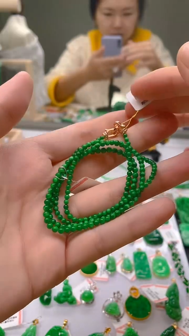 【闪购商品】翡翠颈饰未镶嵌新号开播，全场乱卖