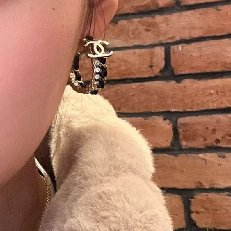 95新 Chanel/香奈儿 坤球奢选香奈儿皮穿链耳环