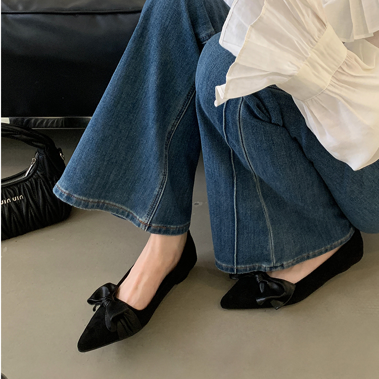 尖头蝴蝶结绒面低跟气质浅口单鞋女2025秋季新款百搭一脚蹬通勤鞋