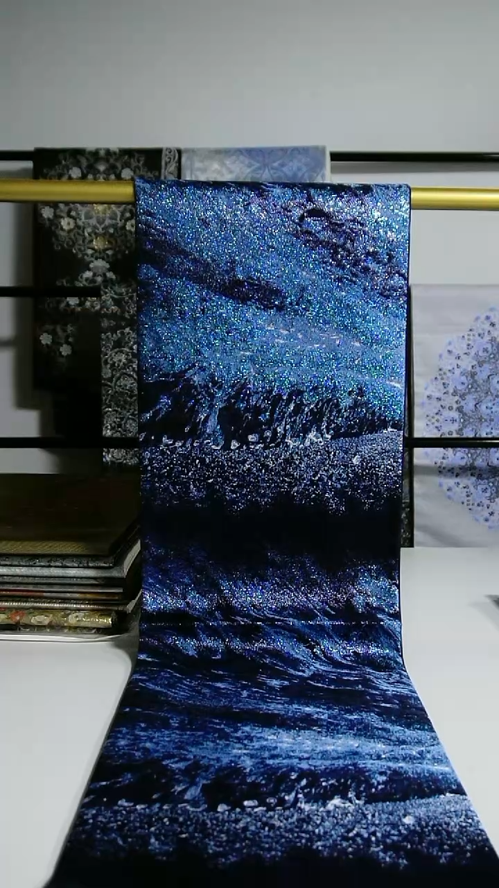 织绣织锦33六通点描缀蓝洞