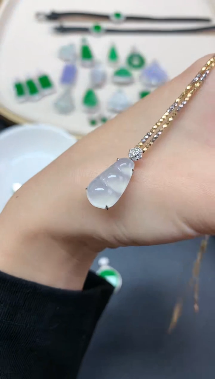 【闪购商品】翡翠吊坠(不含链)18K金镶嵌吊坠A187|1980