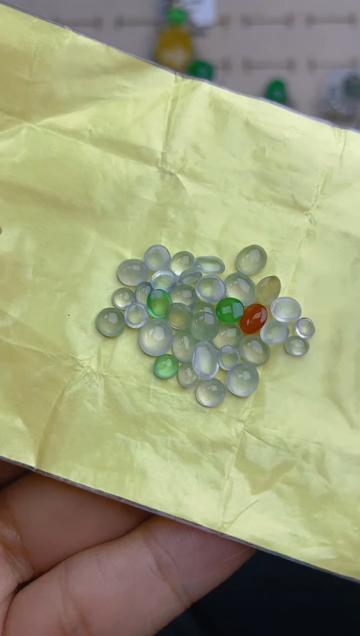 未镶嵌定制翡翠天然翡翠蛋面58