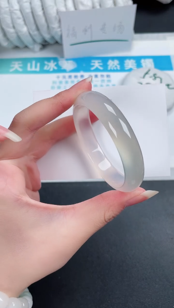 【闪购商品】石英质玉手镯未镶嵌508-53.5