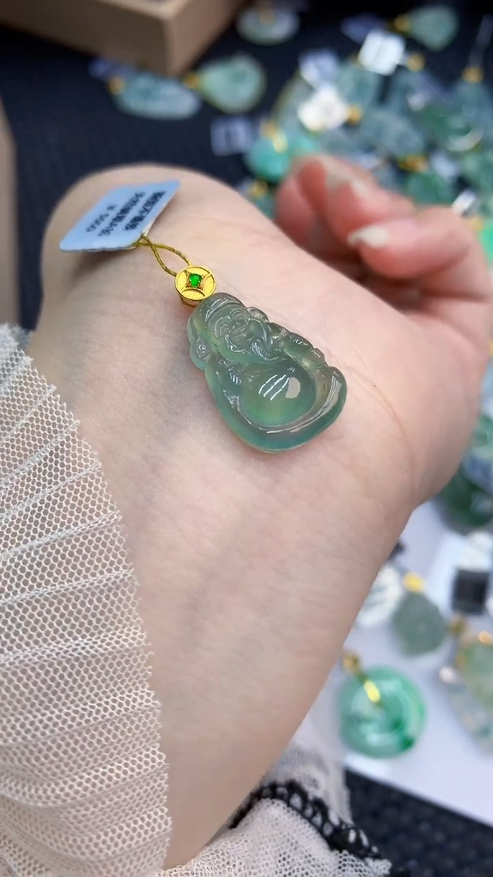 【闪购商品】翡翠颈饰18K金镶嵌000000008