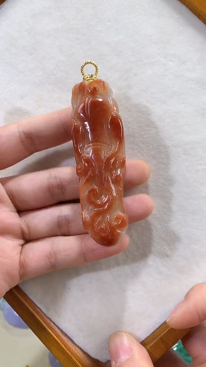 颈饰未镶嵌翡翠吊坠