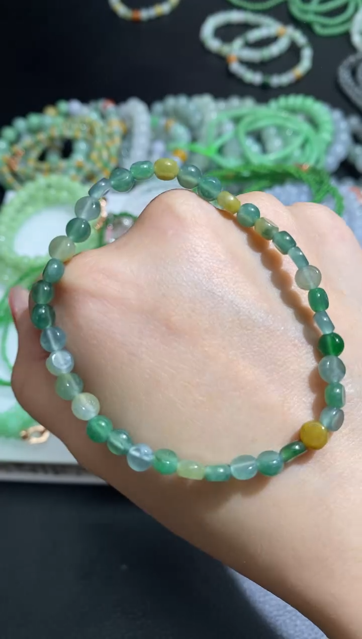 未镶嵌定制翡翠翡翠毛货~