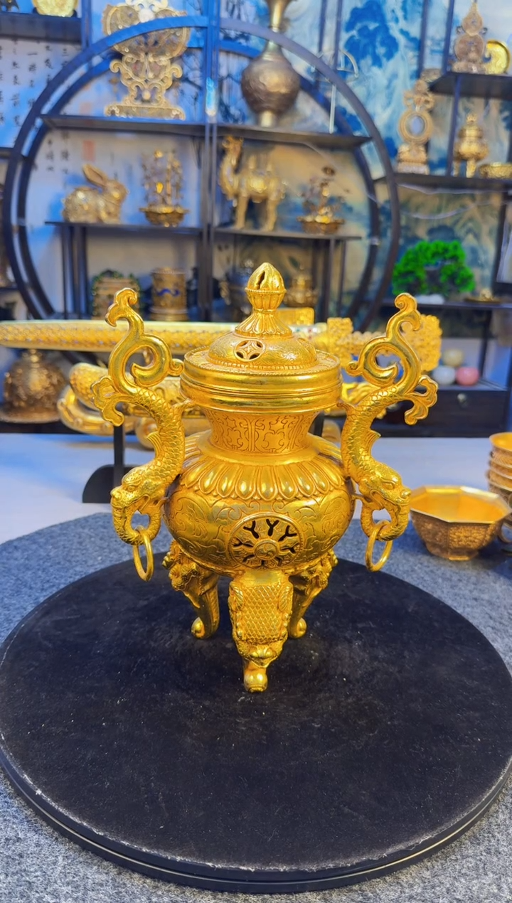 紫铜鎏金香薰炉一个