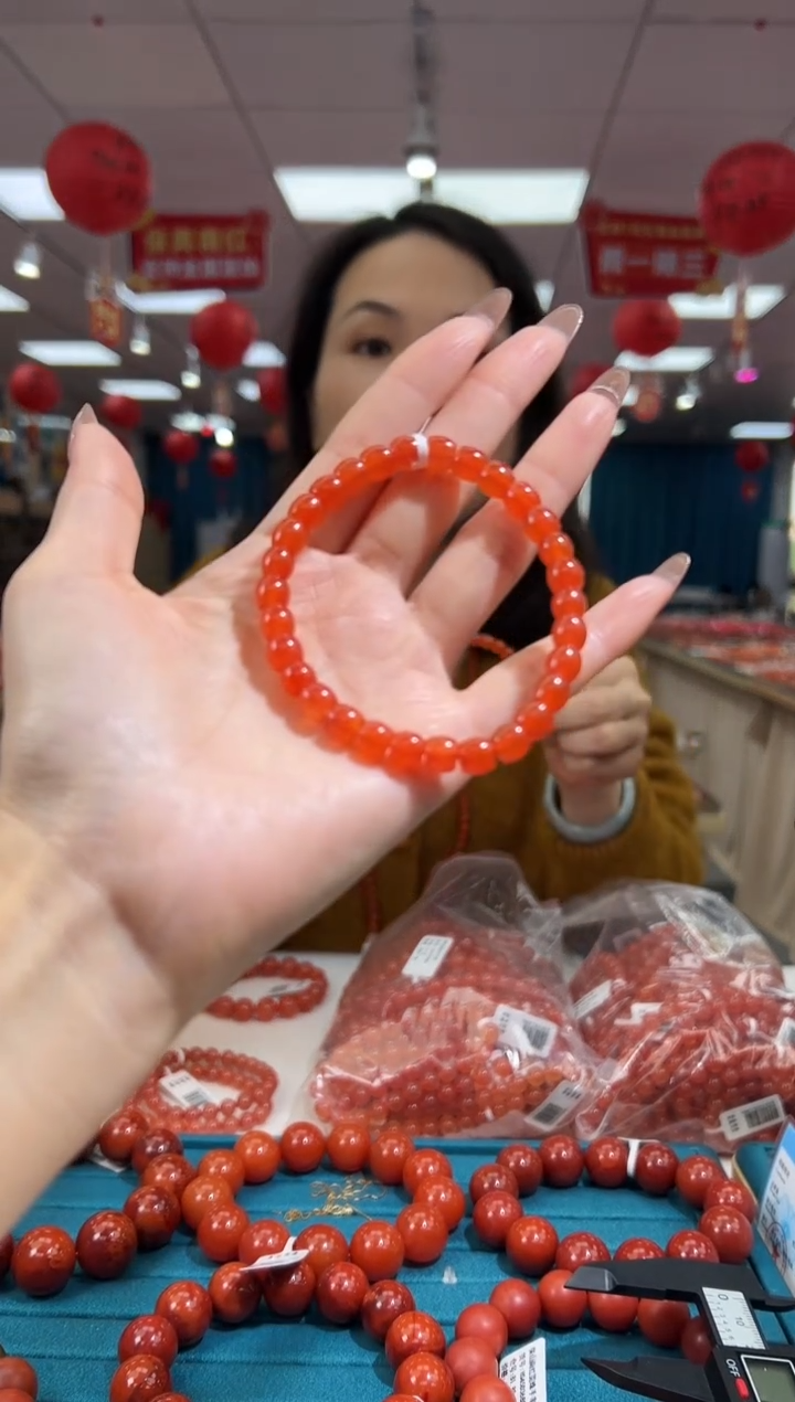 【闪购商品】南红玛瑙手串未镶嵌2.19-（多样式）