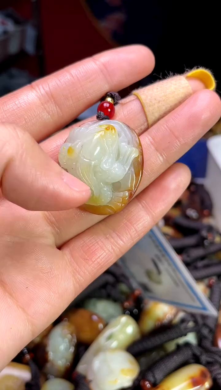 【闪购商品】和田玉颈饰未镶嵌1
