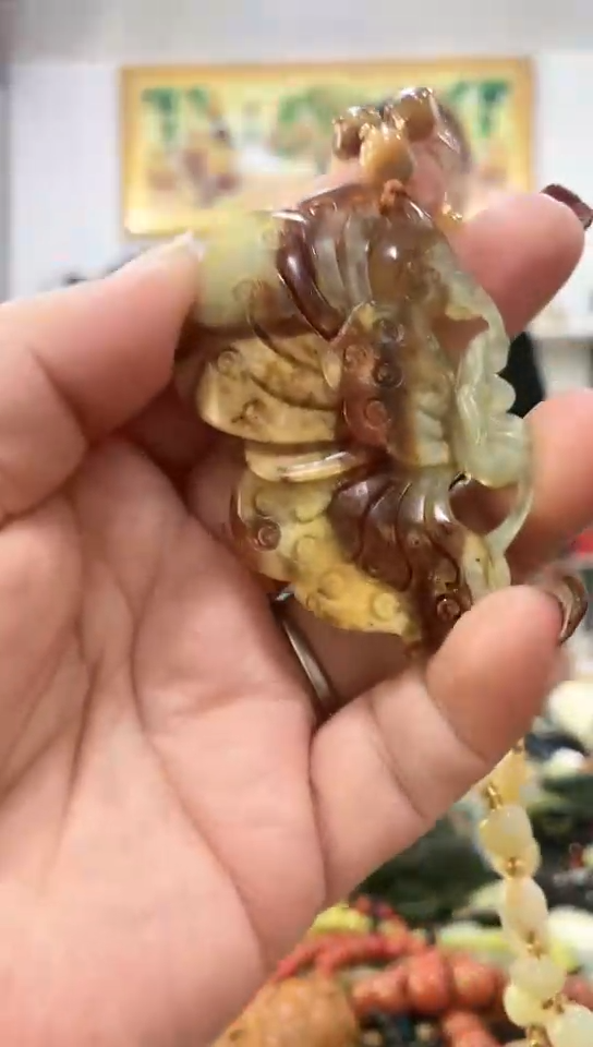 未镶嵌岫玉挂件 