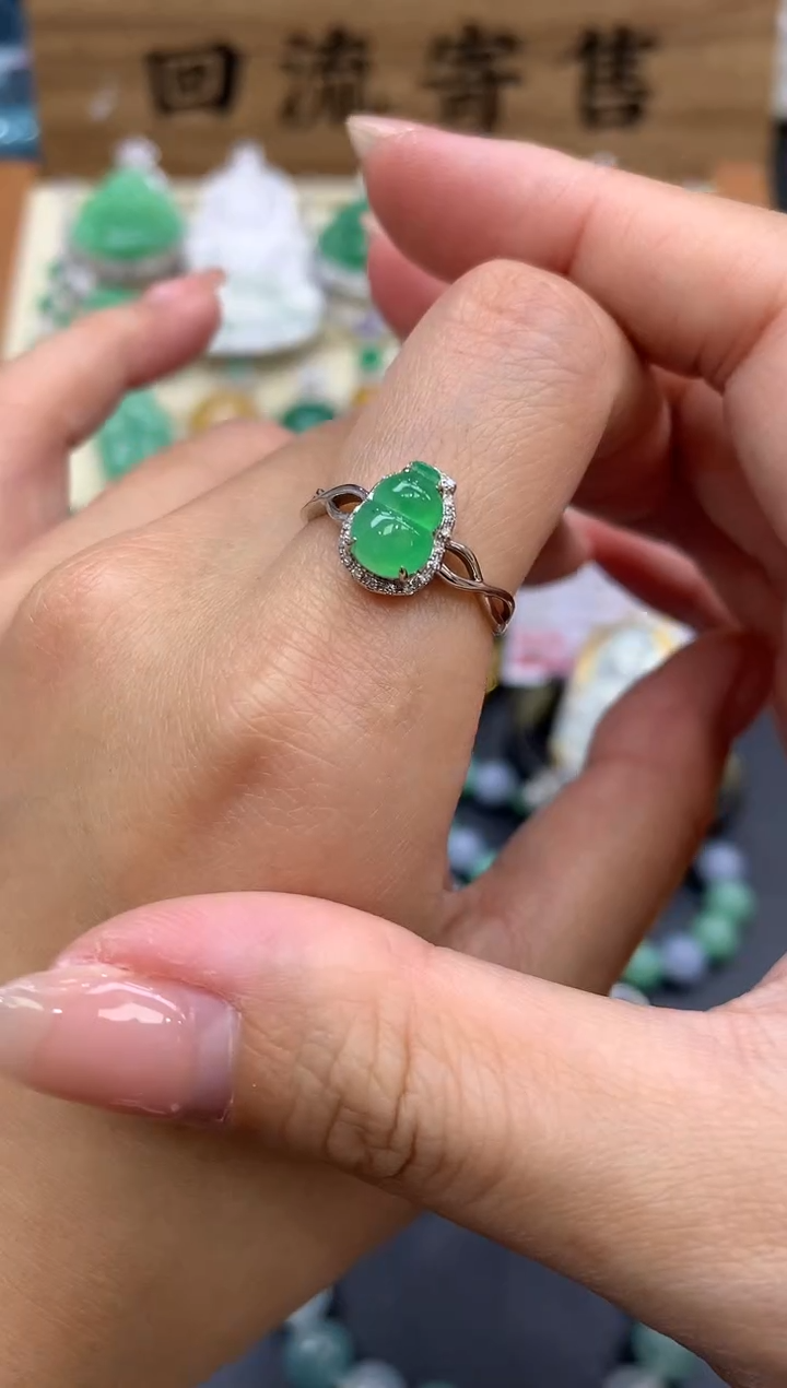 【闪购商品】翡翠戒指18K金镶嵌340-中国好珍宝