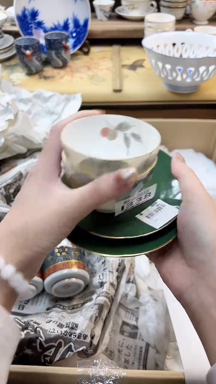 瓷片F****d        338