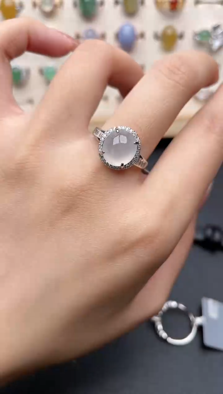 【闪购商品】翡翠戒指银S925镶嵌一物一证一礼盒