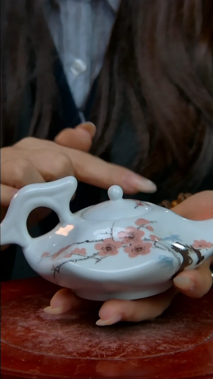 摆件陶翠竹红梅六角壶