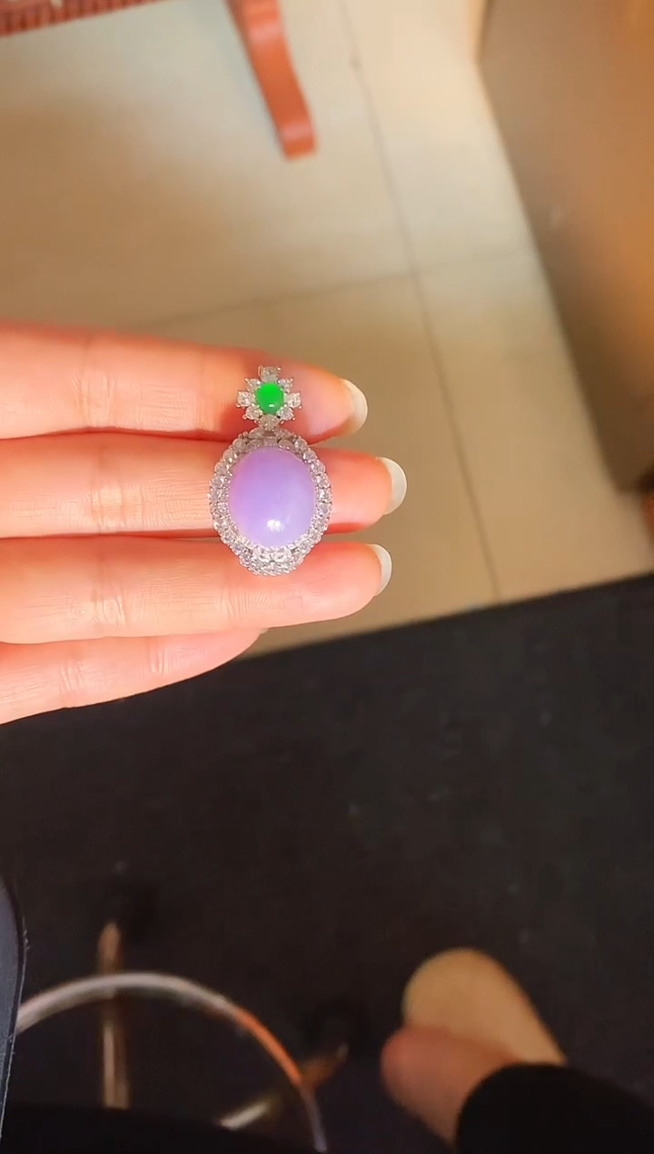 颈饰银S925镶嵌翡翠蛋面