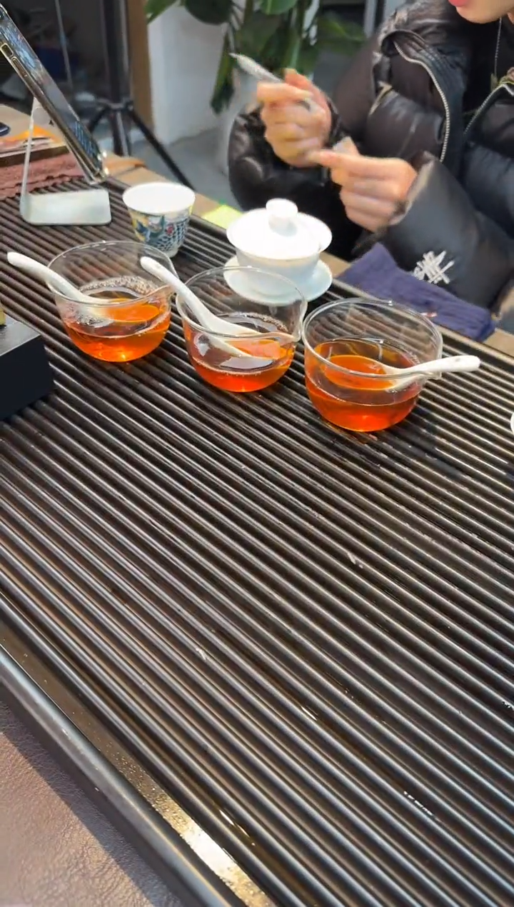 【闪购商品】瓷片11111111111绝影+赤兔