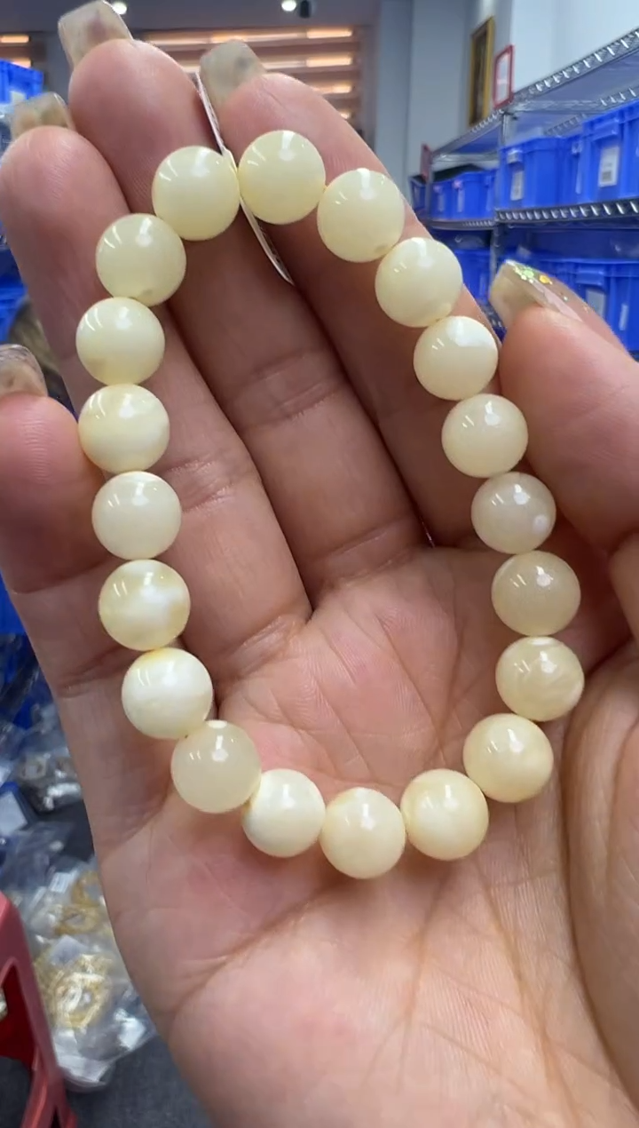 未镶嵌琥珀手链11秒拍号