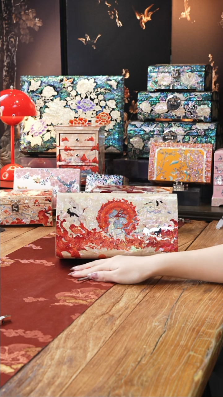 【闪购商品】瓷片豆包儿的星耀家