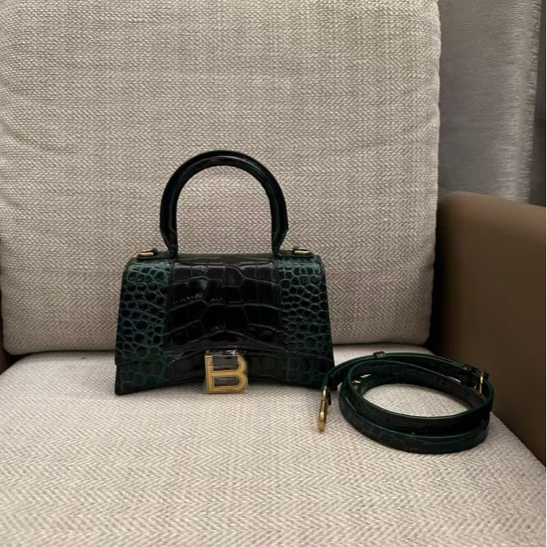 95新 Balenciaga/巴黎世家 乱乱子中古/女士/单肩包/120233