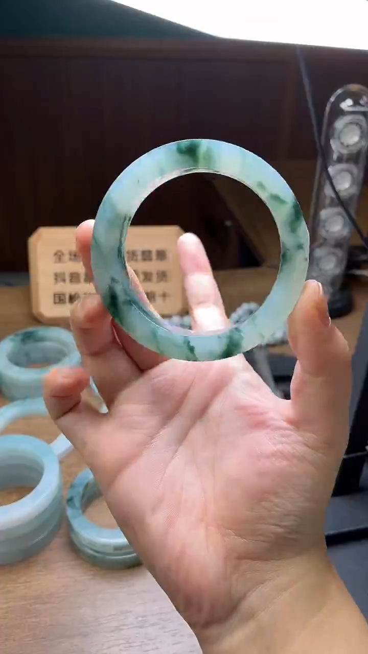 未镶嵌手镯定制翡翠钱*钱定制