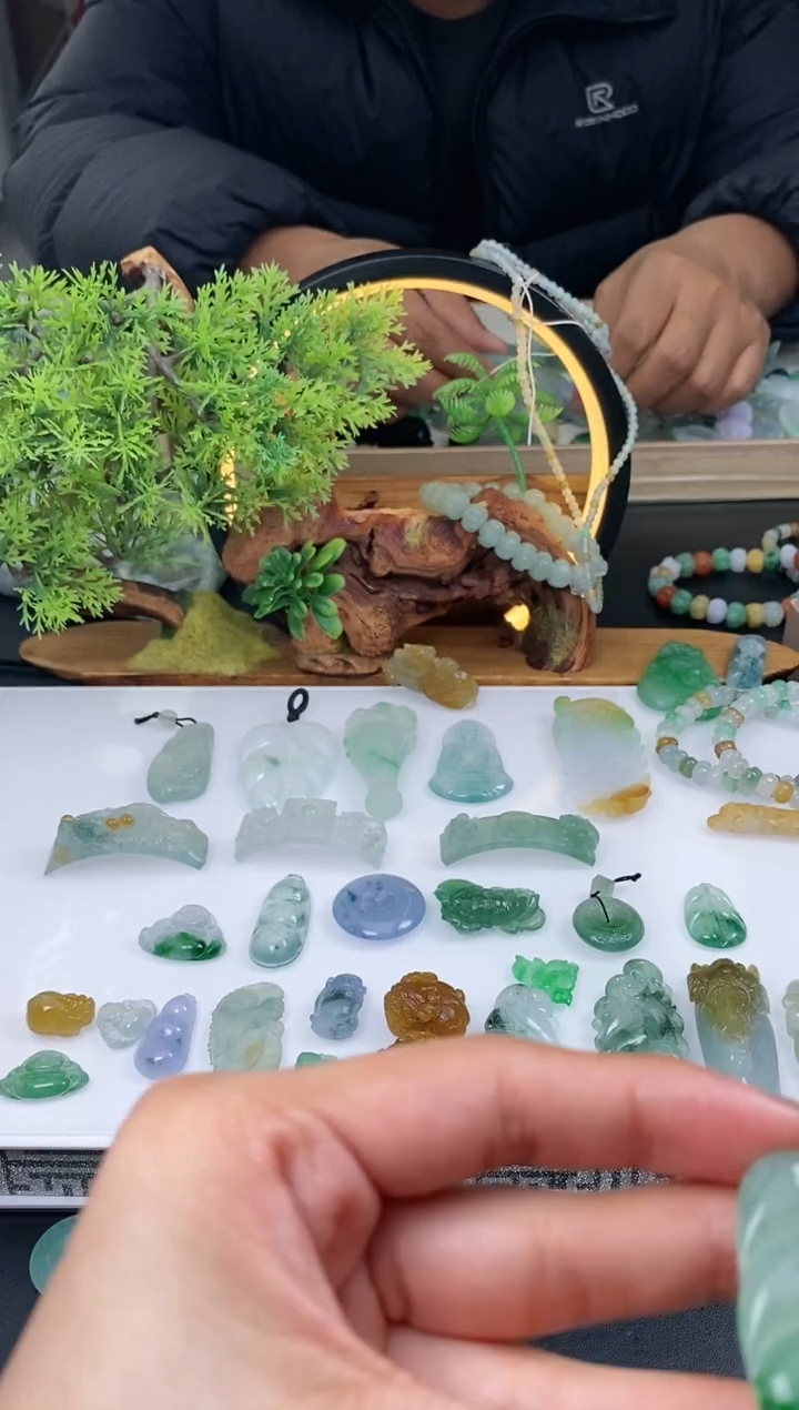 【闪购商品】定制翡翠未镶嵌毛货商品 不退换/