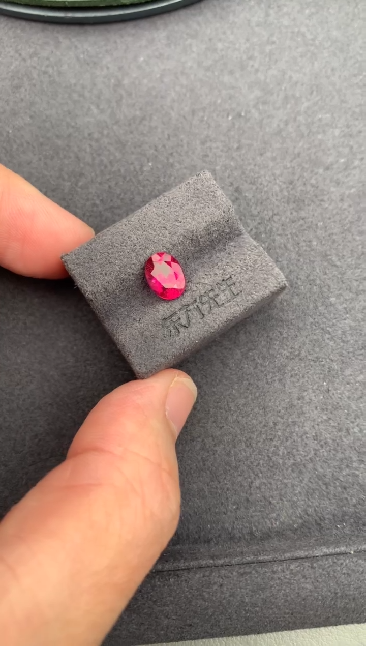 未镶嵌裸石碧玺1.2 ct 卢比莱 定制 BH