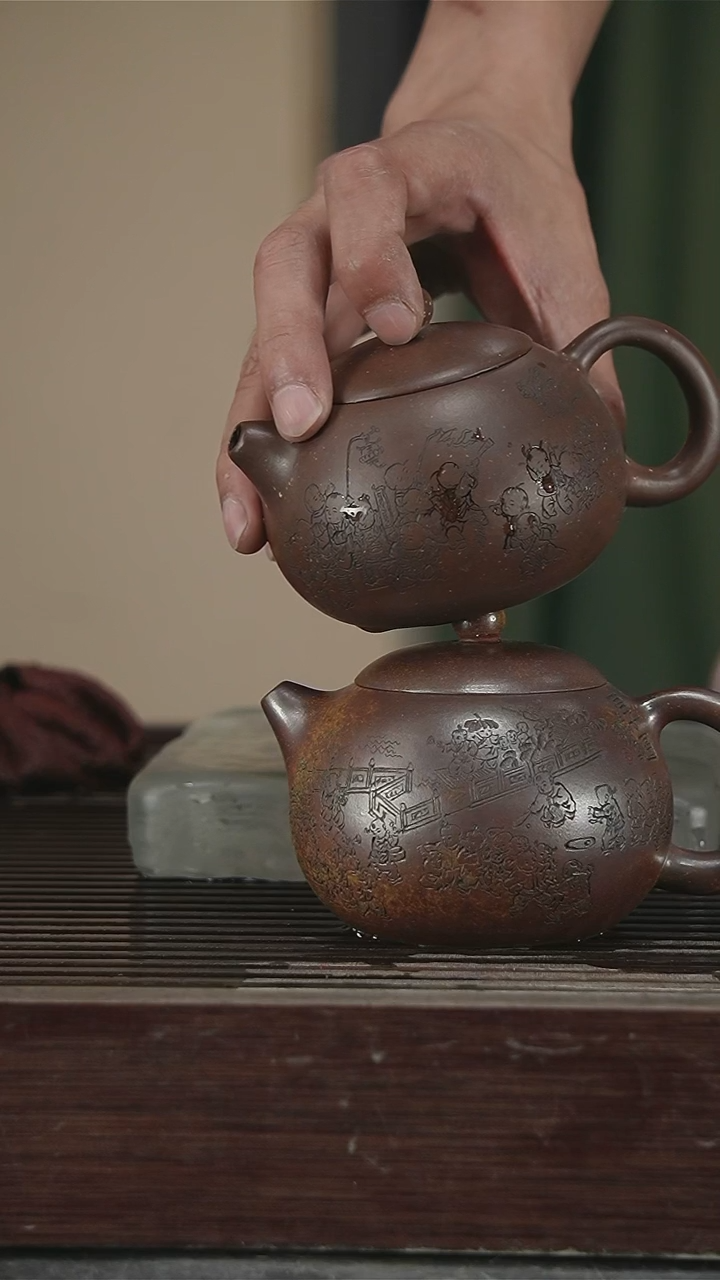 茶壶紫砂中*梦范菊英2个带证