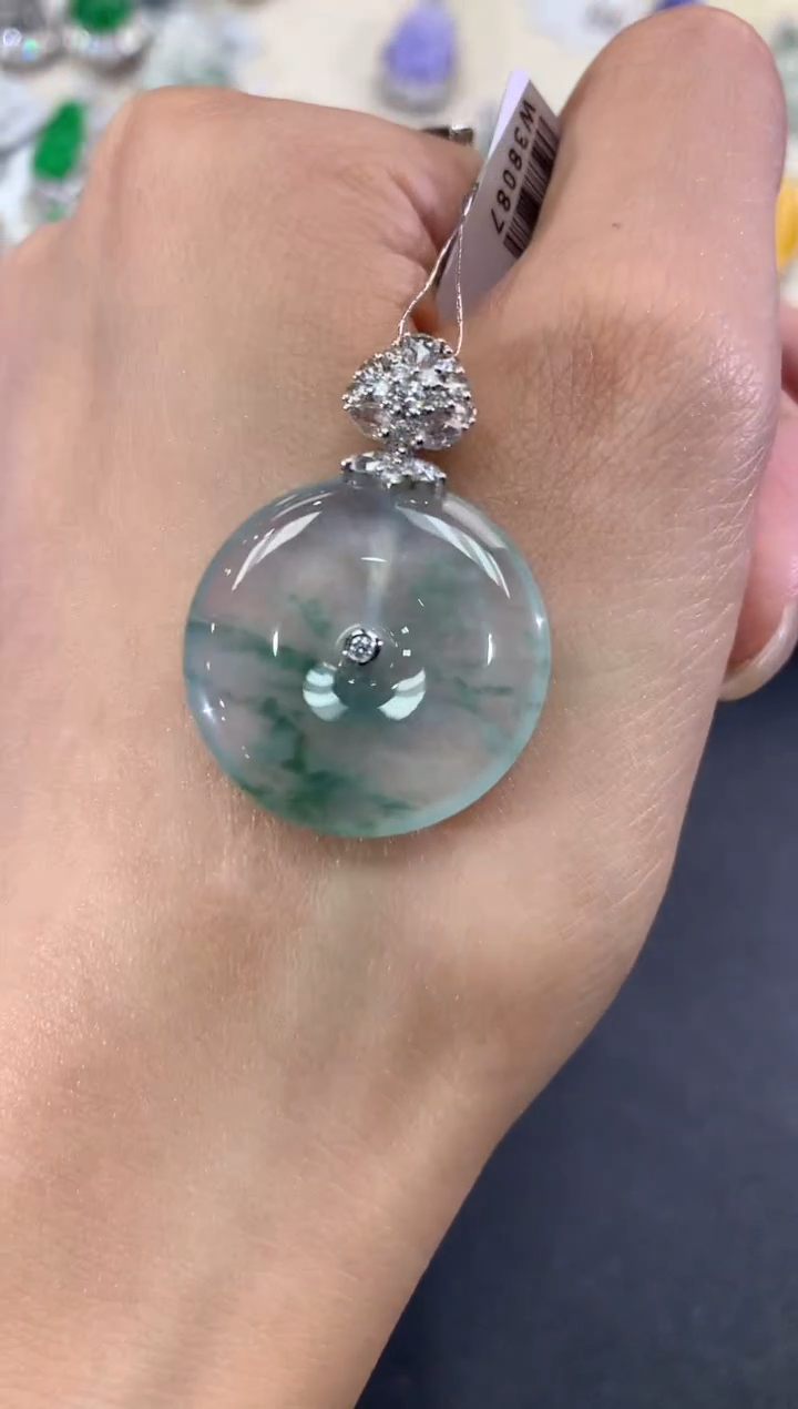 【闪购商品】翡翠吊坠(不含链)18K金镶嵌q127        