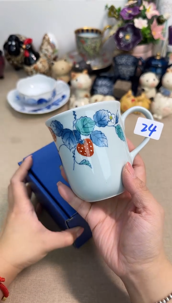 瓷片辰辰家的瓷器真好看