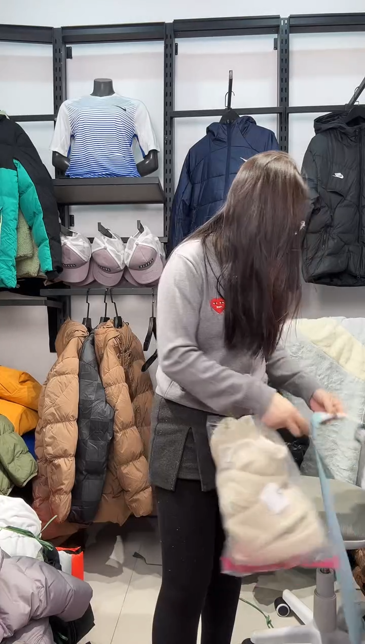 十**姐2644闪购编码 Nike/Joedan运动卫衣裤以直播间过款为准 