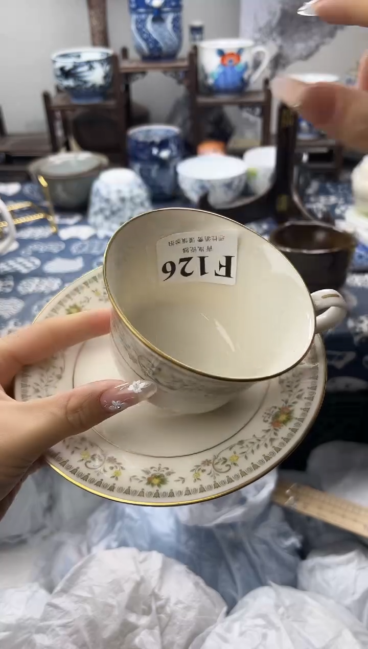 瓷片马****豆  F126