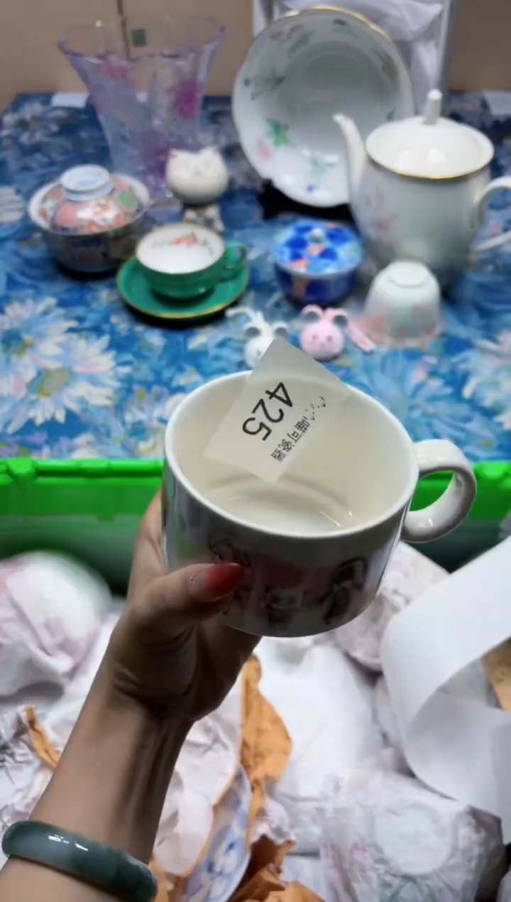 瓷片i****d425售卖产品均为默认瑕疵品.默认拍下认可告知