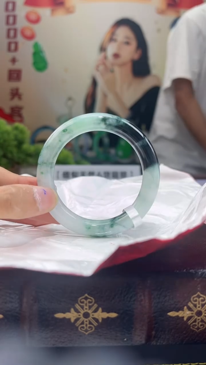 【闪购商品】翡翠手镯未镶嵌手镯14