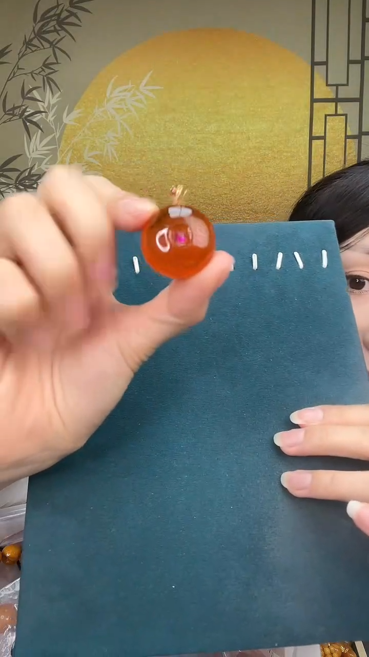 18K金镶嵌琥珀裸石A1870天然蜜蜡