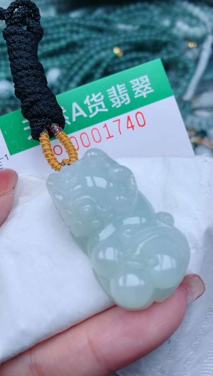 【闪购商品】翡翠颈饰未镶嵌.0001740