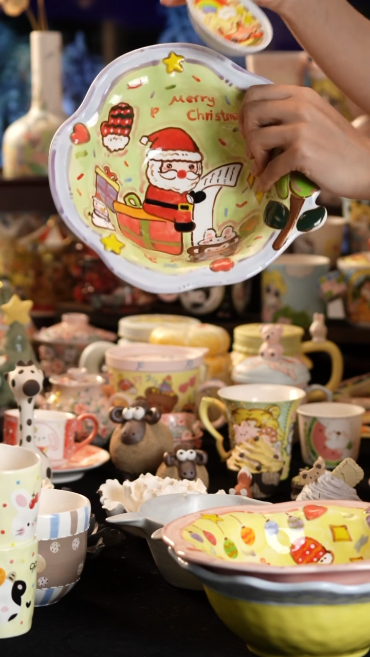 摆件陶景德镇釉下彩手绘设计师款陶瓷