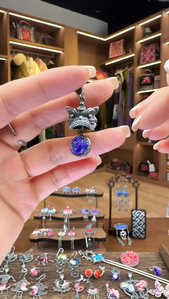 【闪购商品】织绣39黔东南苗族刺绣