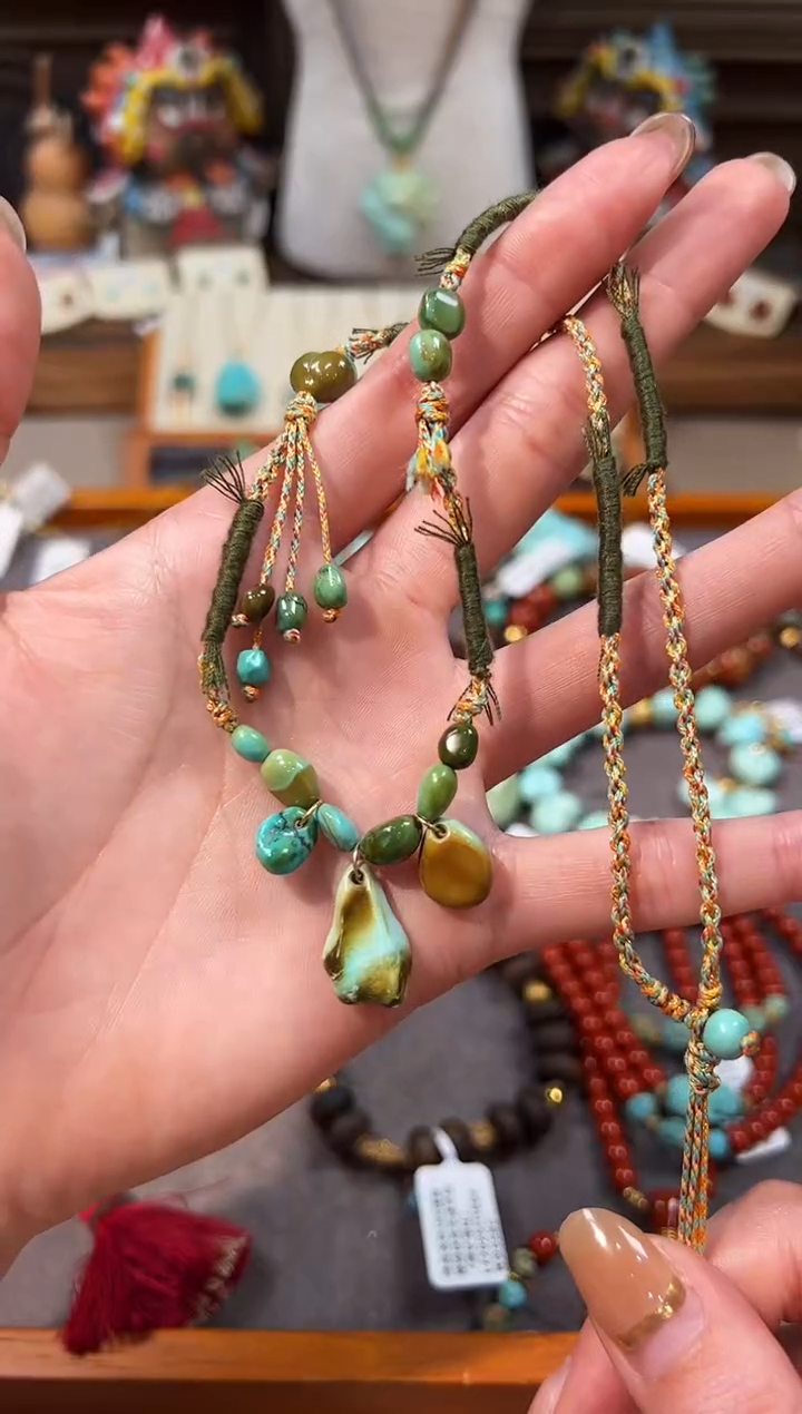 18K金镶嵌绿松石颈饰绿松石项链