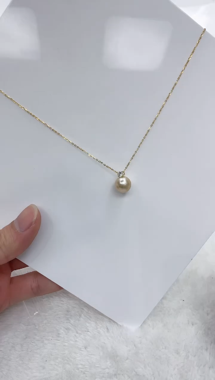 【闪购商品】海水珍珠吊坠(赠链)18K金镶嵌海水珍珠吊坠