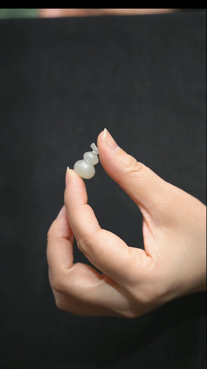 颈饰未镶嵌翡翠葫芦